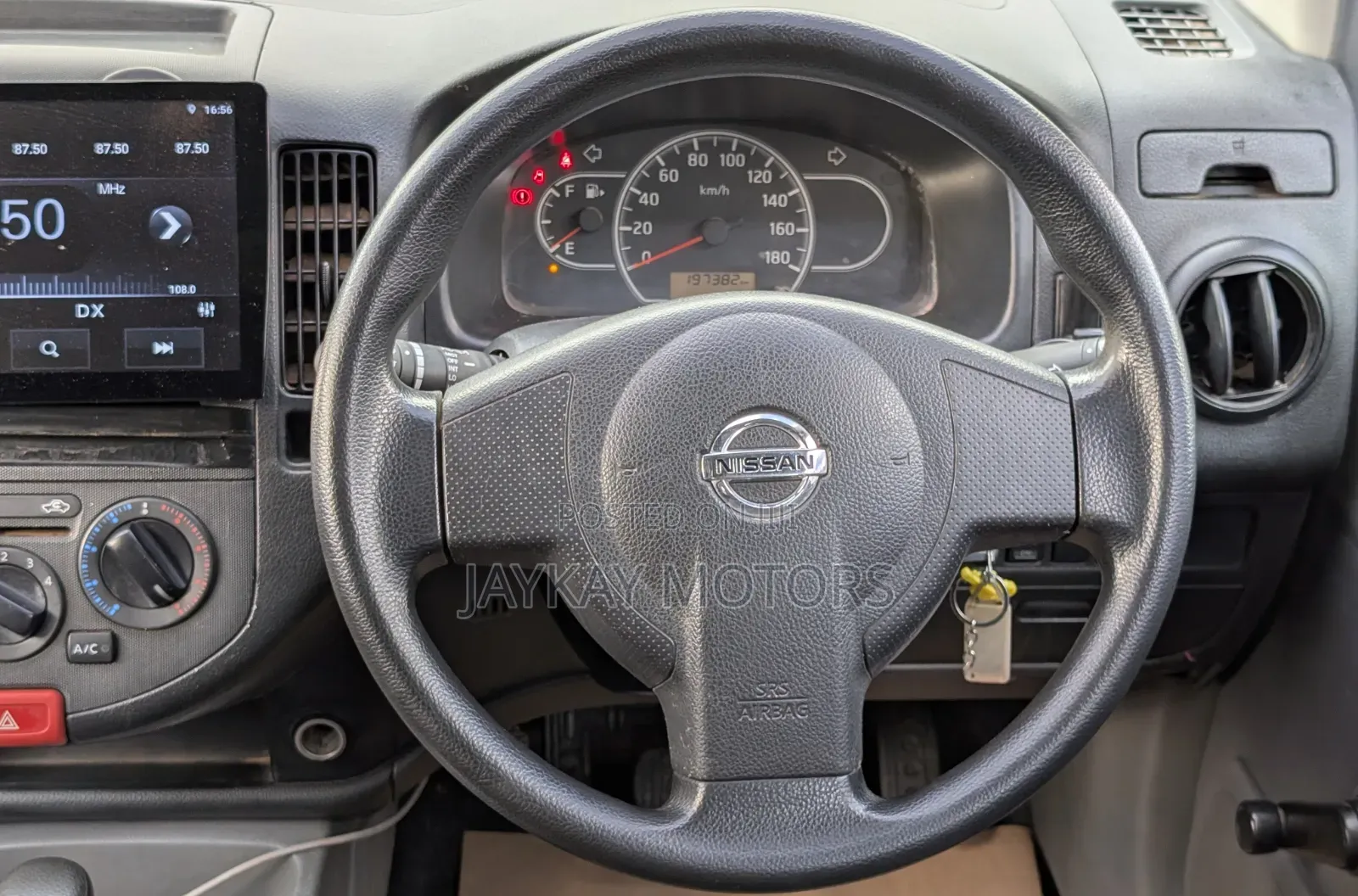 Nissan Advan 2014 White