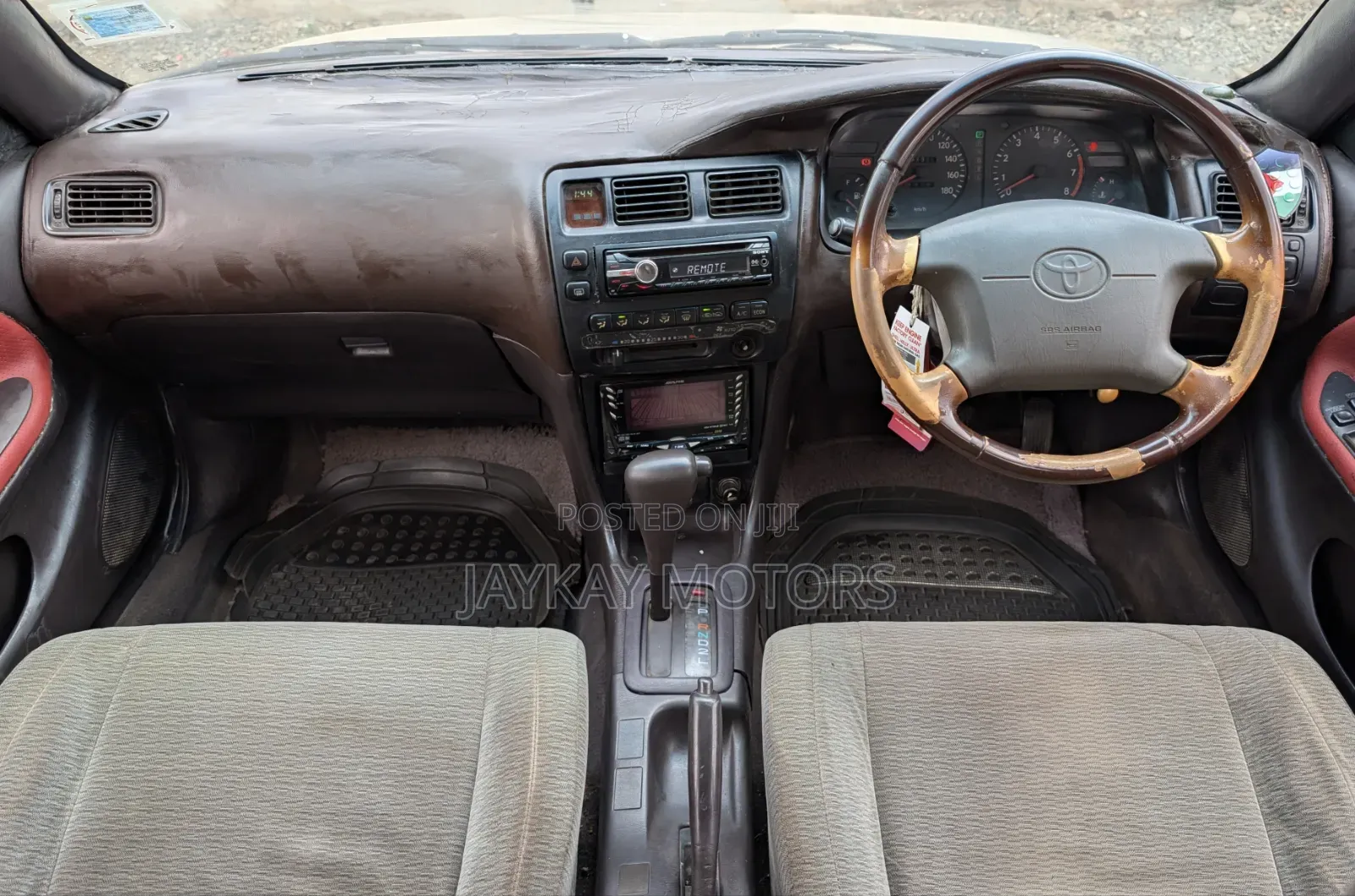 Toyota Corolla Sedan 1994 Gold