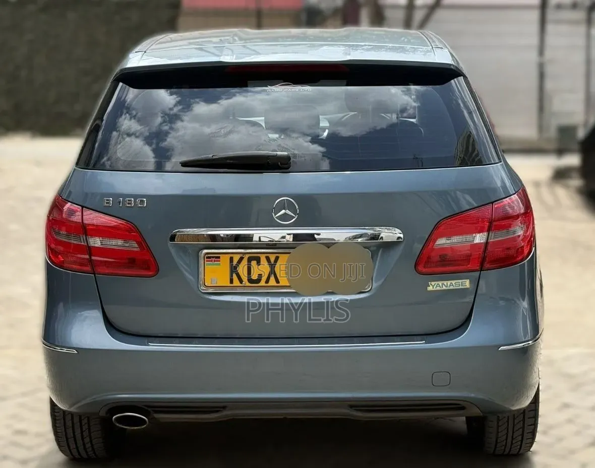Mercedes-Benz B-Class 2012 Blue