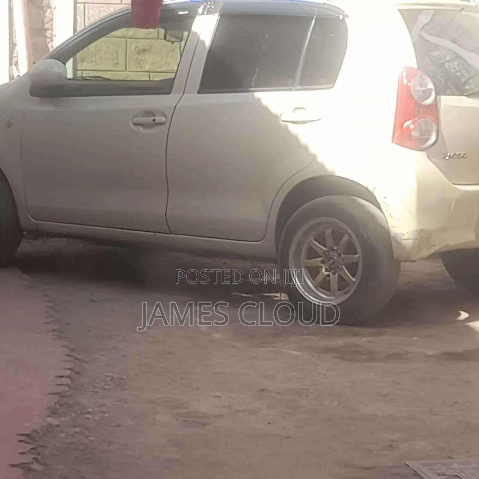 Toyota Avanza 2012 Beige