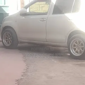 Toyota Avanza 2012 Beige