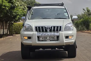Toyota Land Cruiser Prado 2004 White