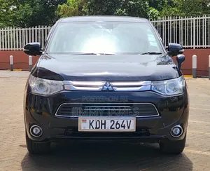 Mitsubishi Outlander 2015 Black