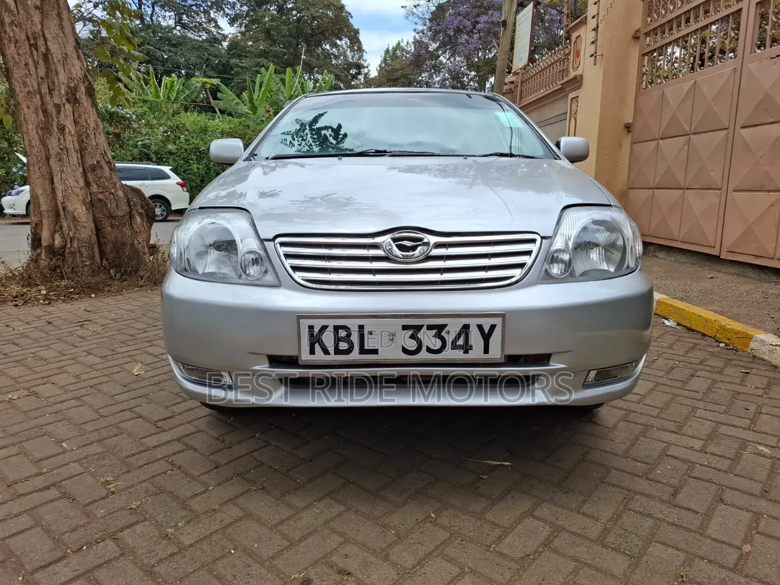 Toyota Corolla Sedan Automatic 2004 Silver