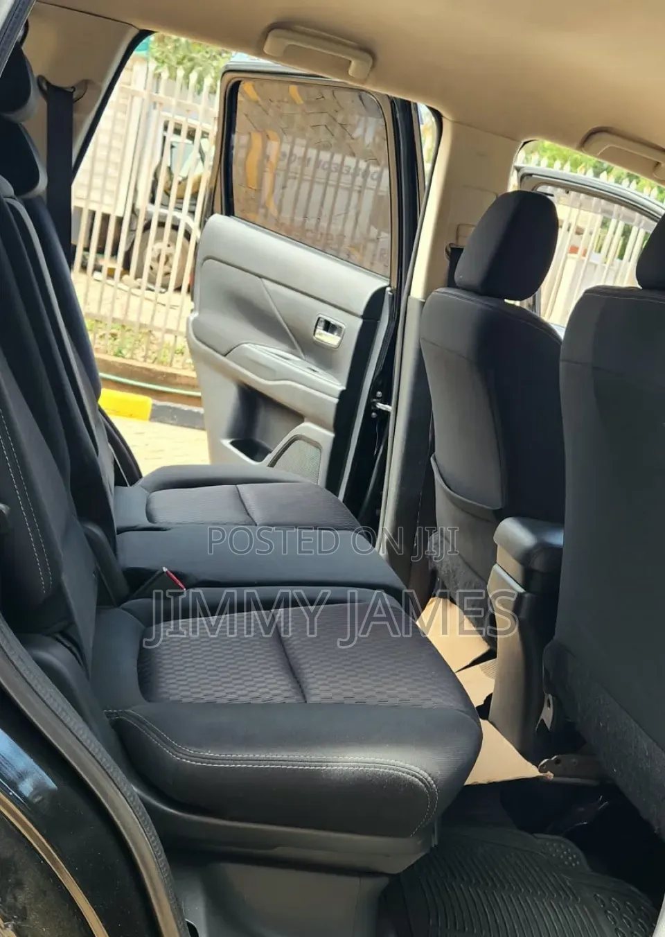 Mitsubishi Outlander 2015 Black