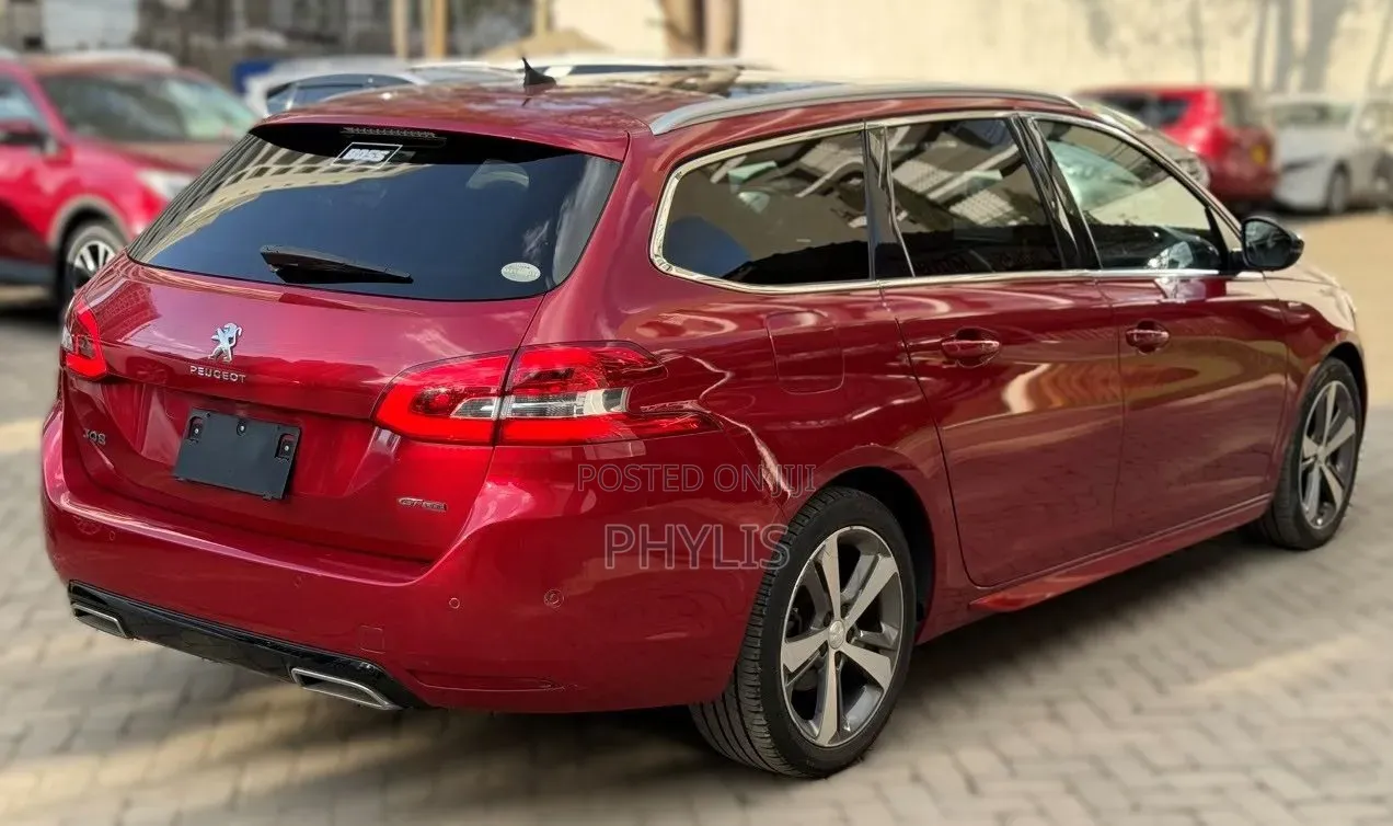Peugeot 308 2019 Red