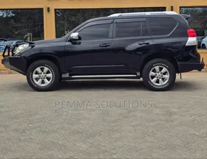 Toyota Land Cruiser Prado 2013 Black