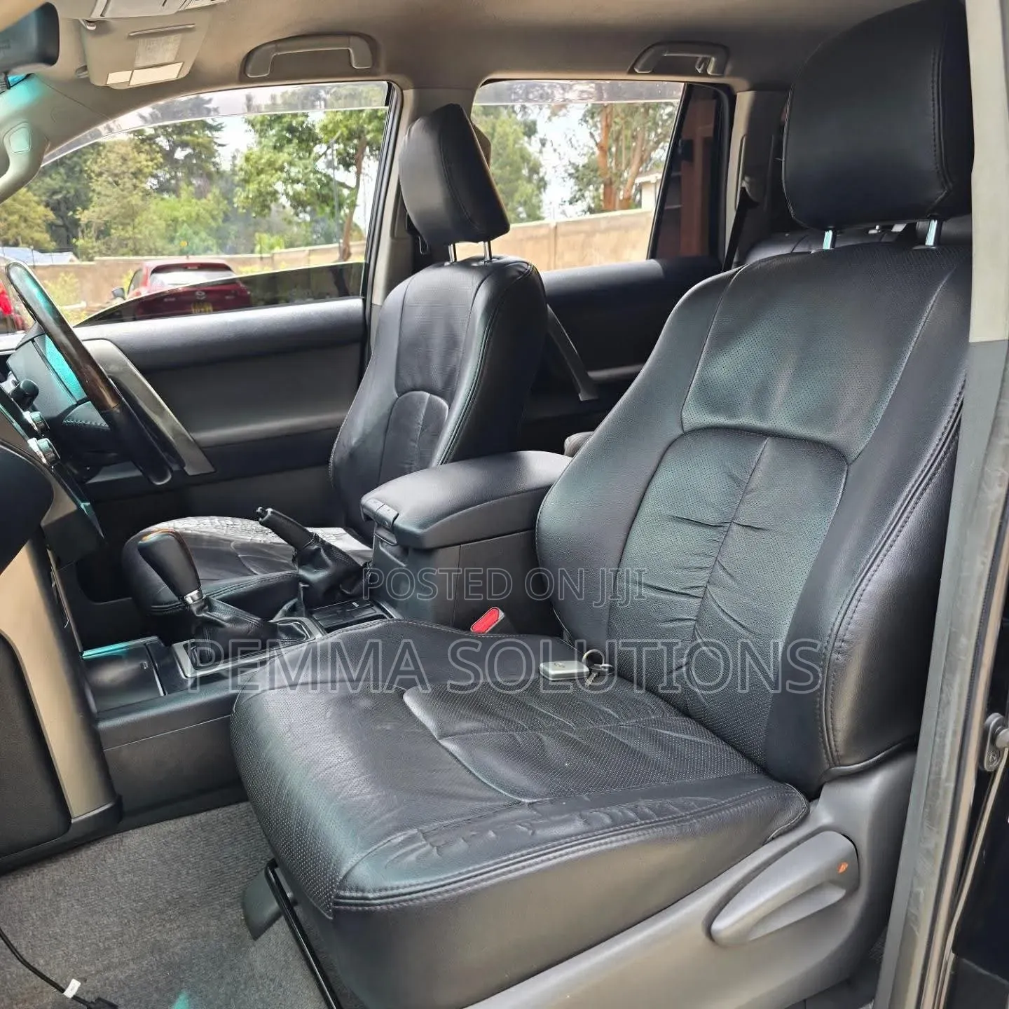 Toyota Land Cruiser Prado 2013 Black