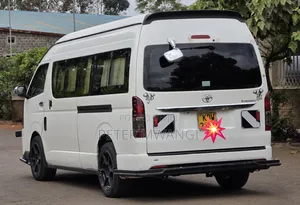 Toyota HiAce 2018 White