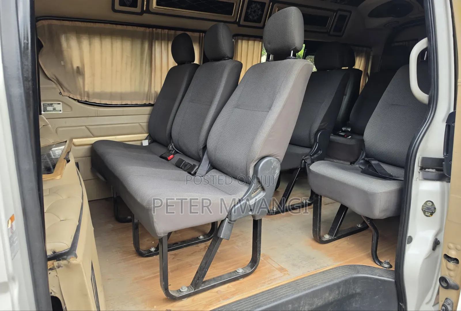 Toyota HiAce 2018 White