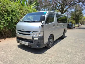 Toyota HiAce 2012 Silver