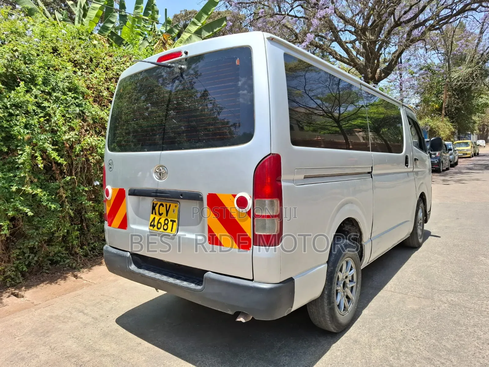 Toyota HiAce 2012 Silver
