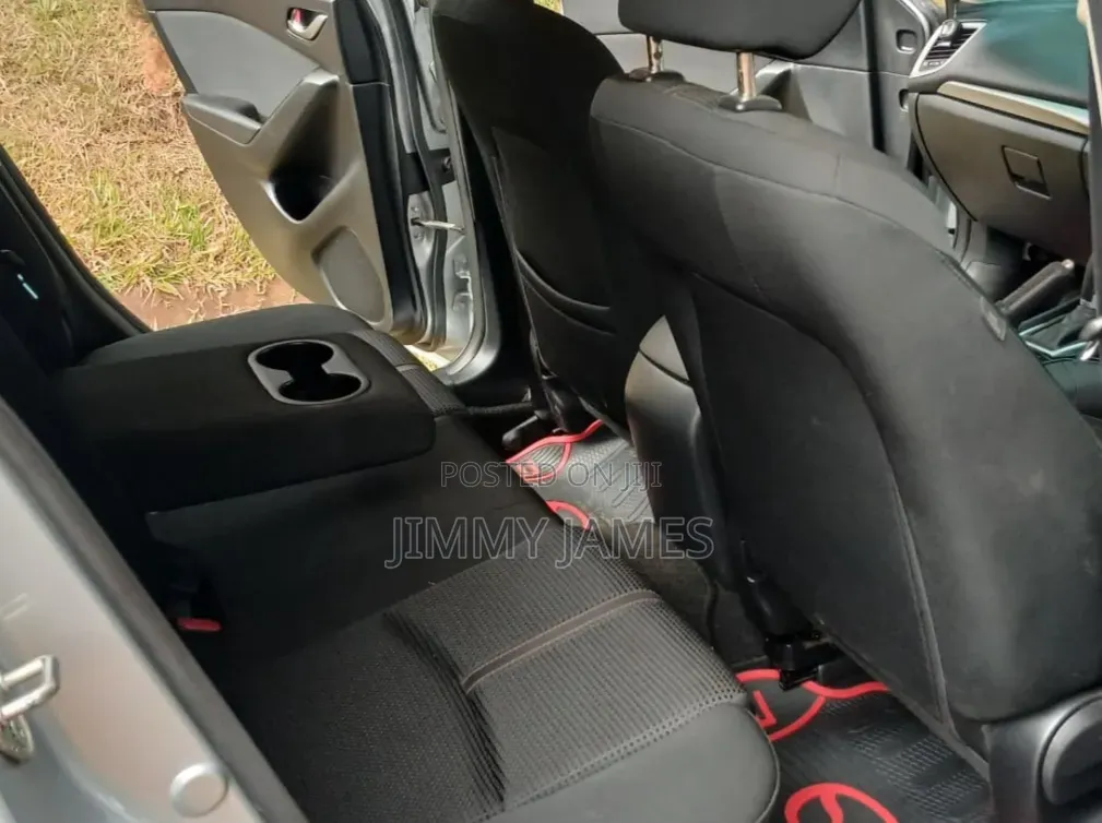 Mazda Axela 2017 Gray