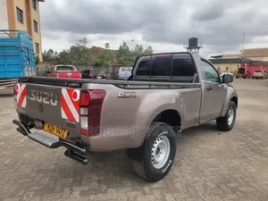 Isuzu D-MAX 2016 Gold