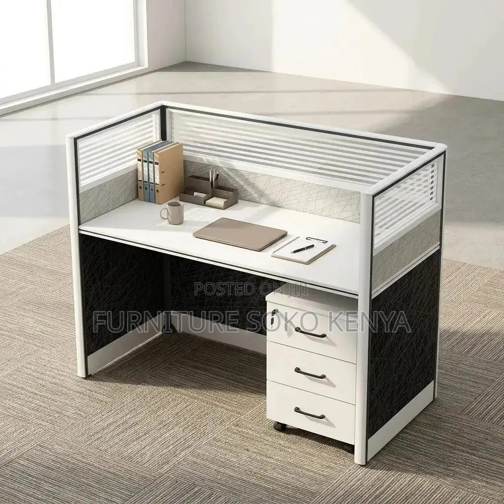 Office Workstation : Single-Seater Office Cubicle