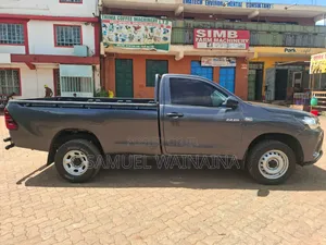 Toyota Hilux Revo Double Cab Deisel 2.4 AWD 2021 Black