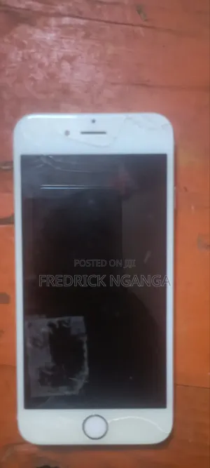 Apple iPhone 6 64 GB Gray
