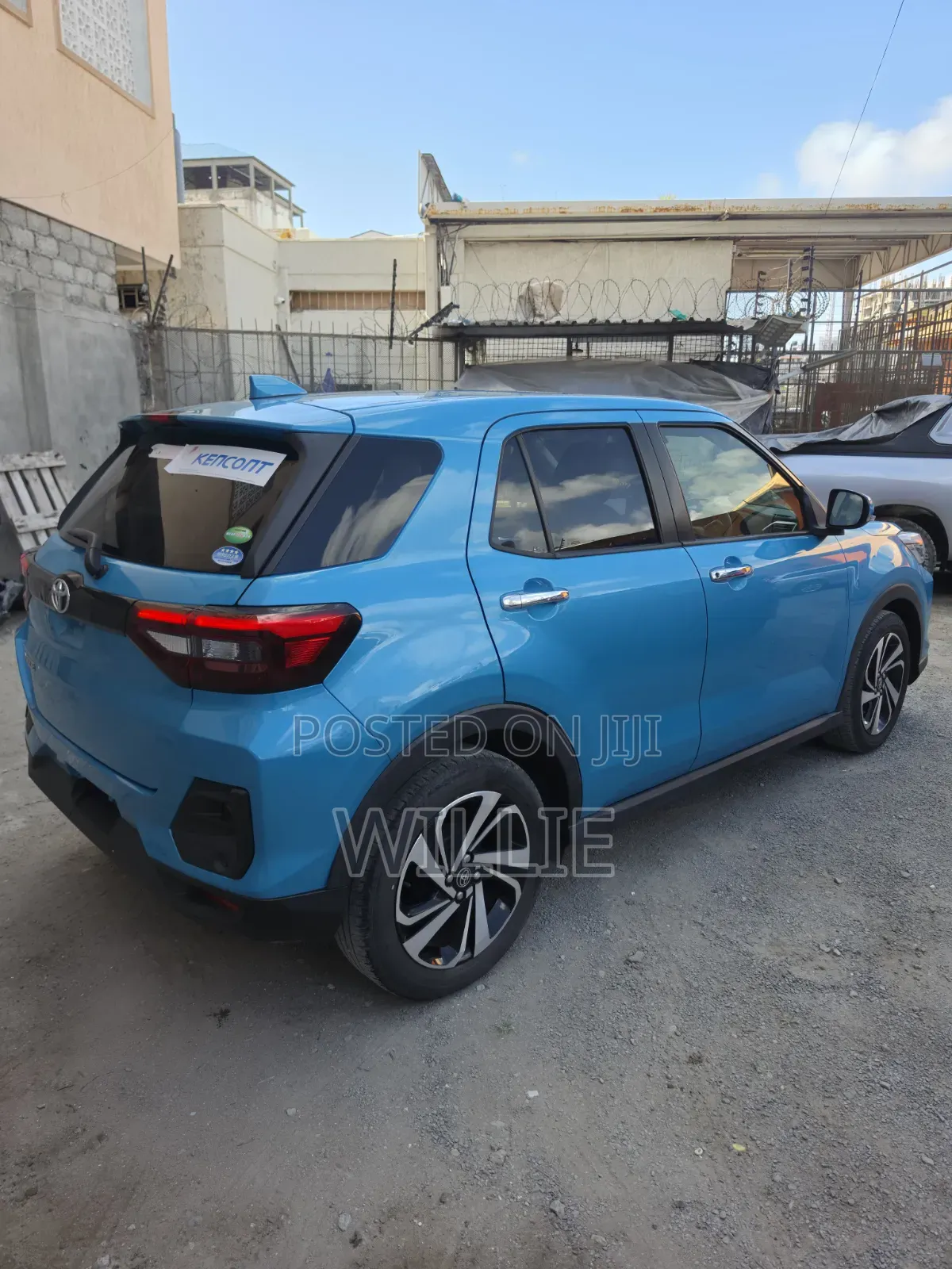 Toyota Raize 2020 Blue