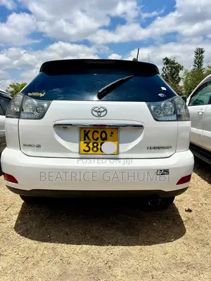 Toyota Harrier 2.4 2011 White