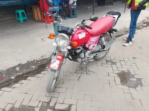 TVS HLX Plus ES 2021 Red
