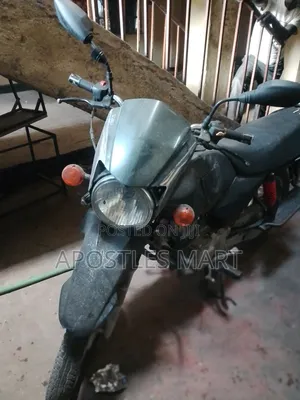 TVS HLX Plus ES 2017 Red