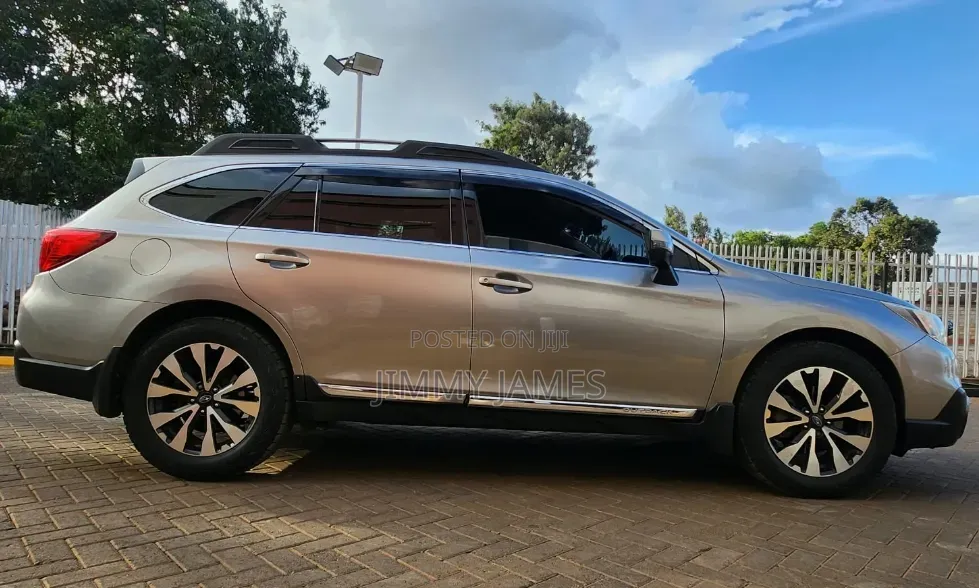 Subaru Outback 2015 Beige
