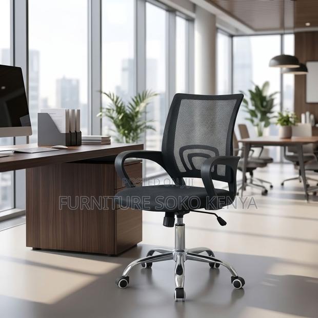 Task Chair : Mid-Back Clerical Mesh Office Chair - thumbnail 4