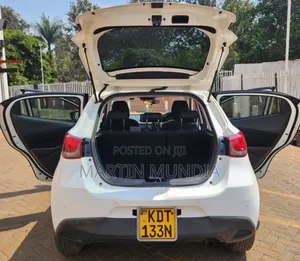 Mazda Demio 2018 White