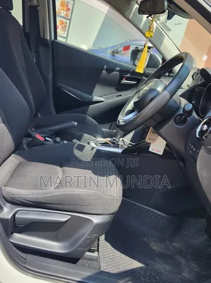 Mazda Demio 2018 White