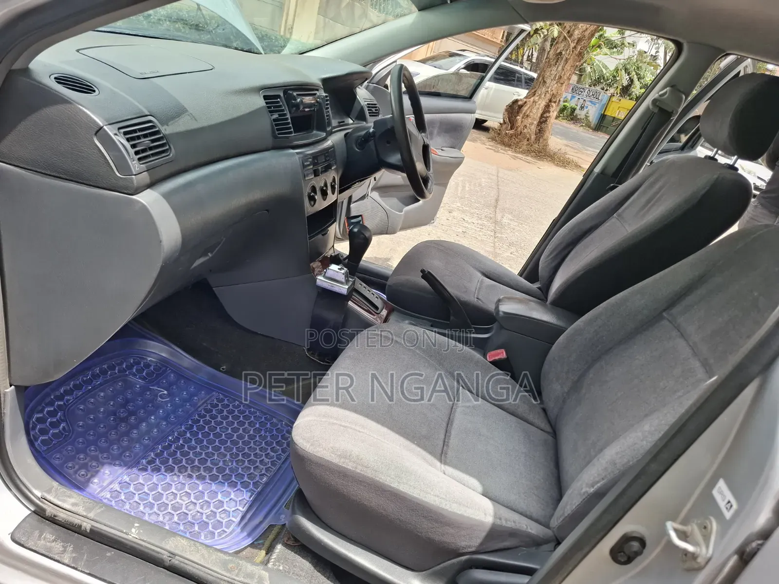 Toyota Corolla 2004 Silver