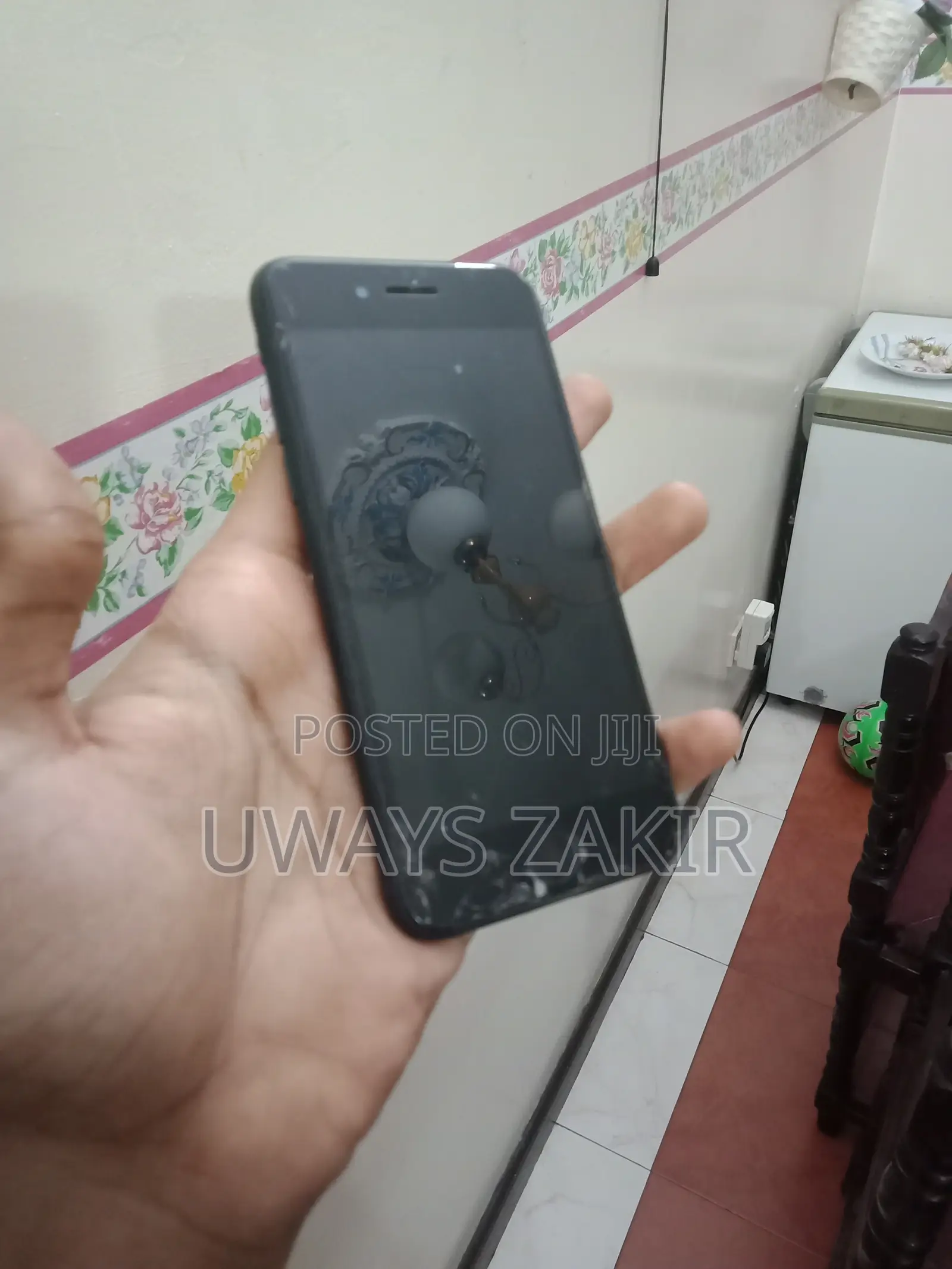 Apple iPhone SE (2022) 64 GB Black
