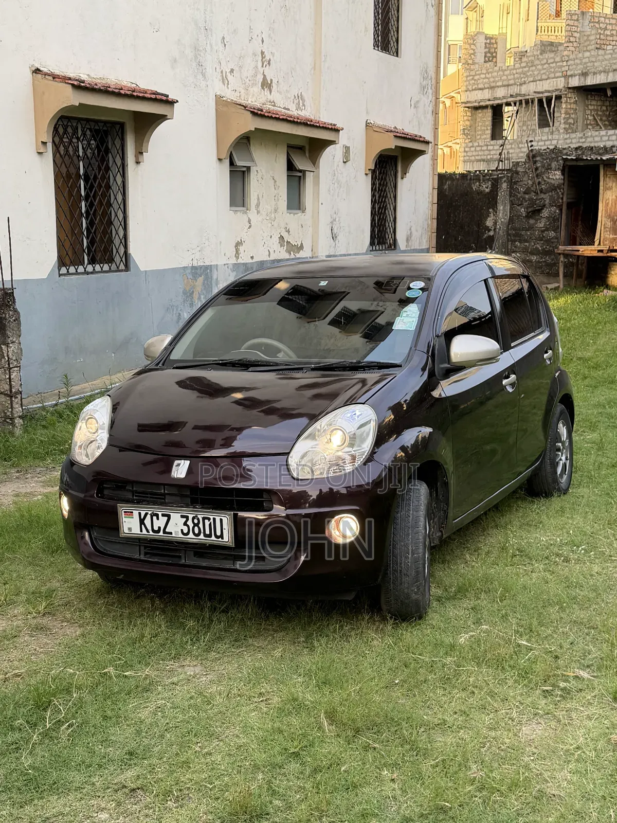 Toyota Passo 2013 Brown