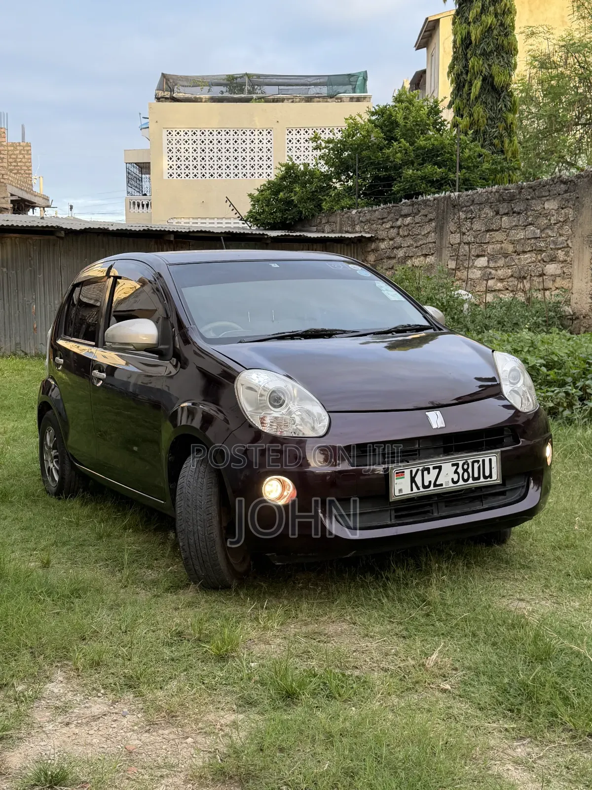 Toyota Passo 2013 Brown