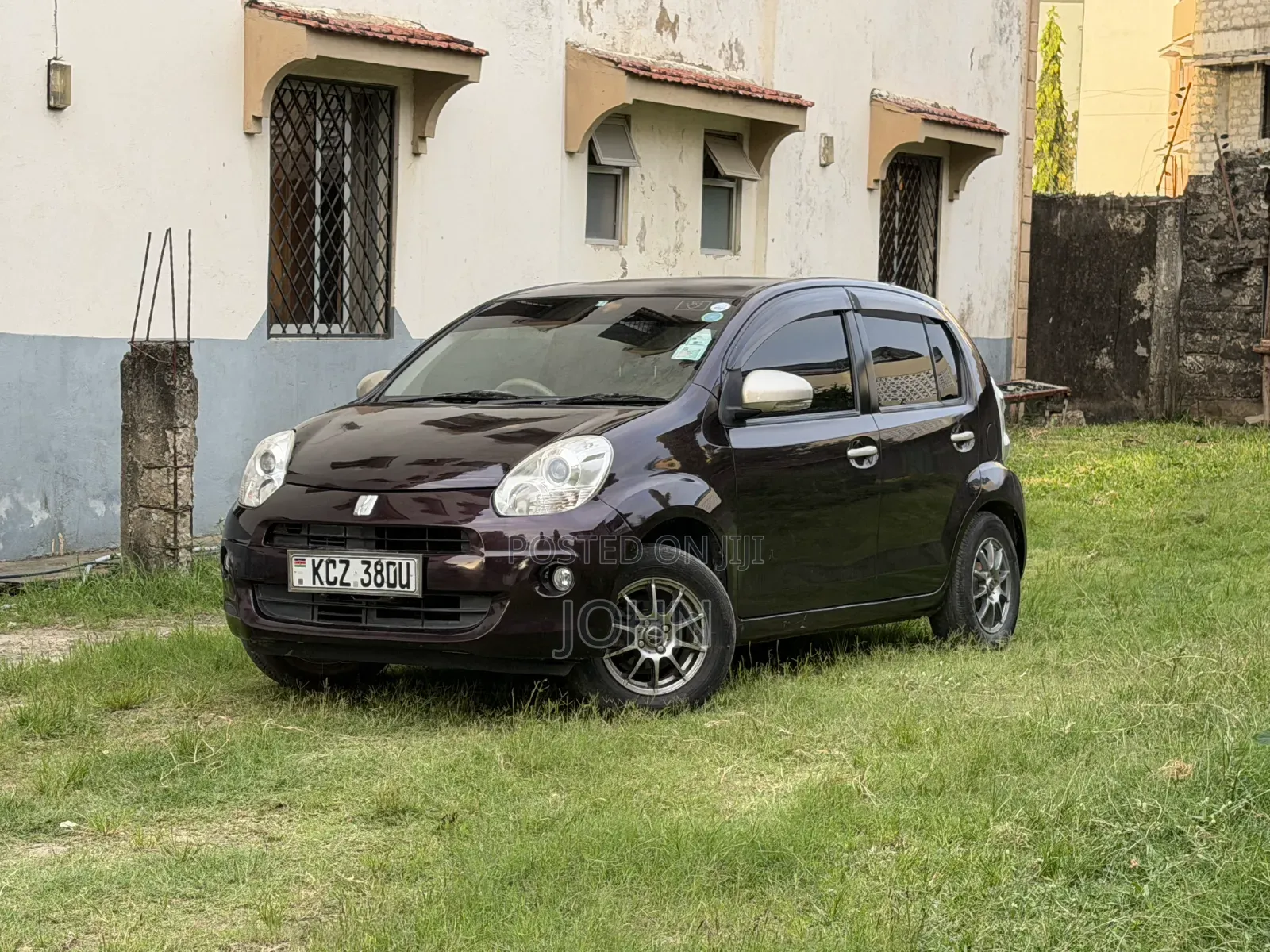 Toyota Passo 2013 Brown