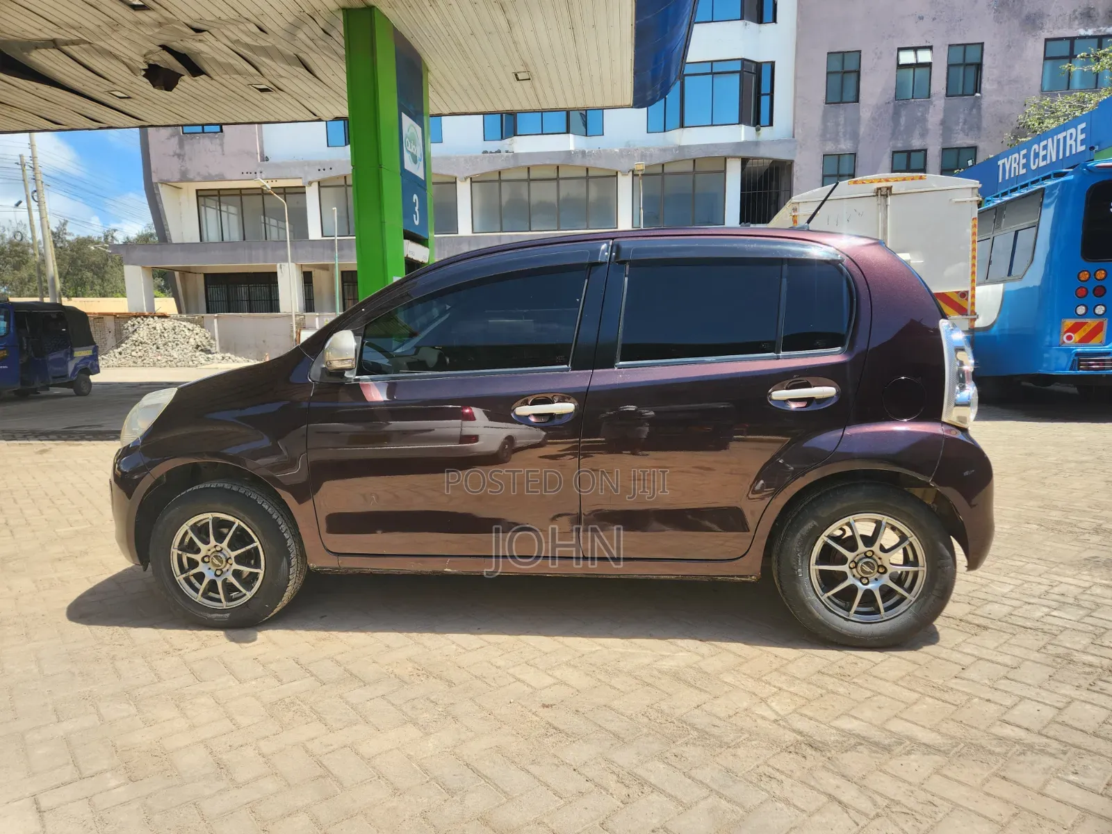 Toyota Passo 2013 Brown