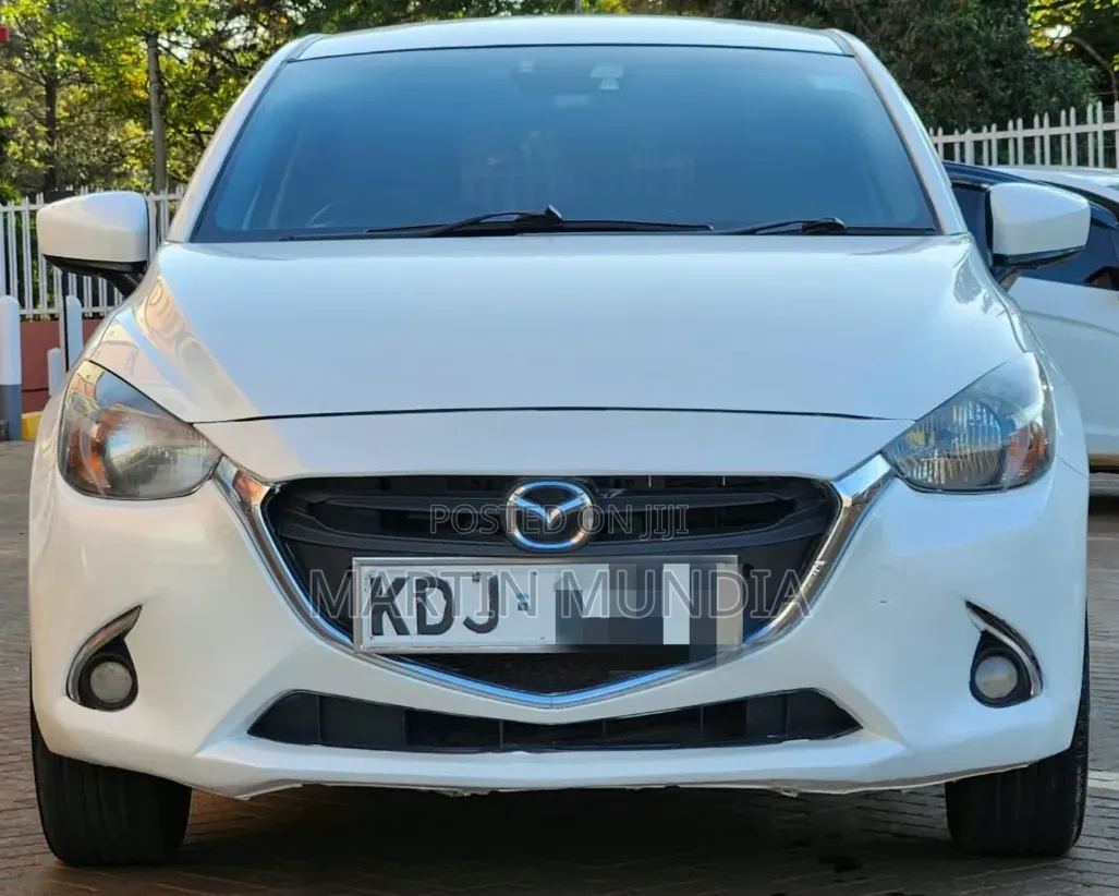 Mazda Demio 2015 White