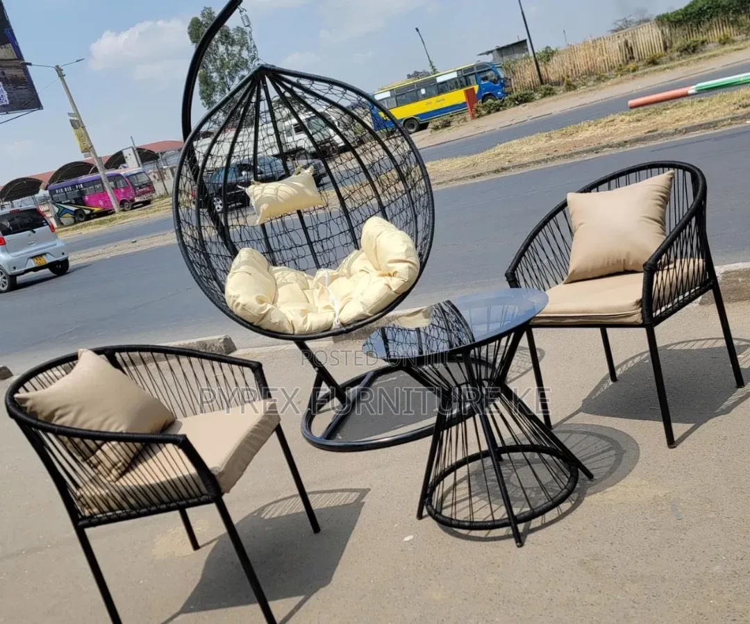 Black Wicker Outdoor Set - Cream Cushions