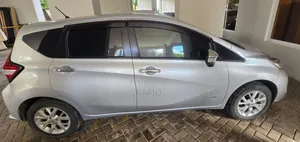 Nissan Note 1.2 Hybrid 2017 Silver