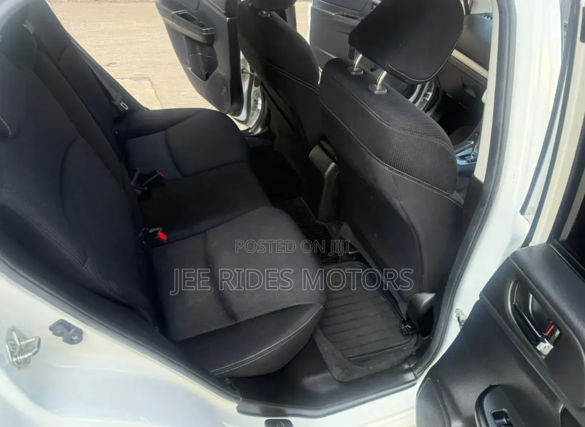 Subaru Impreza 2012 Off white