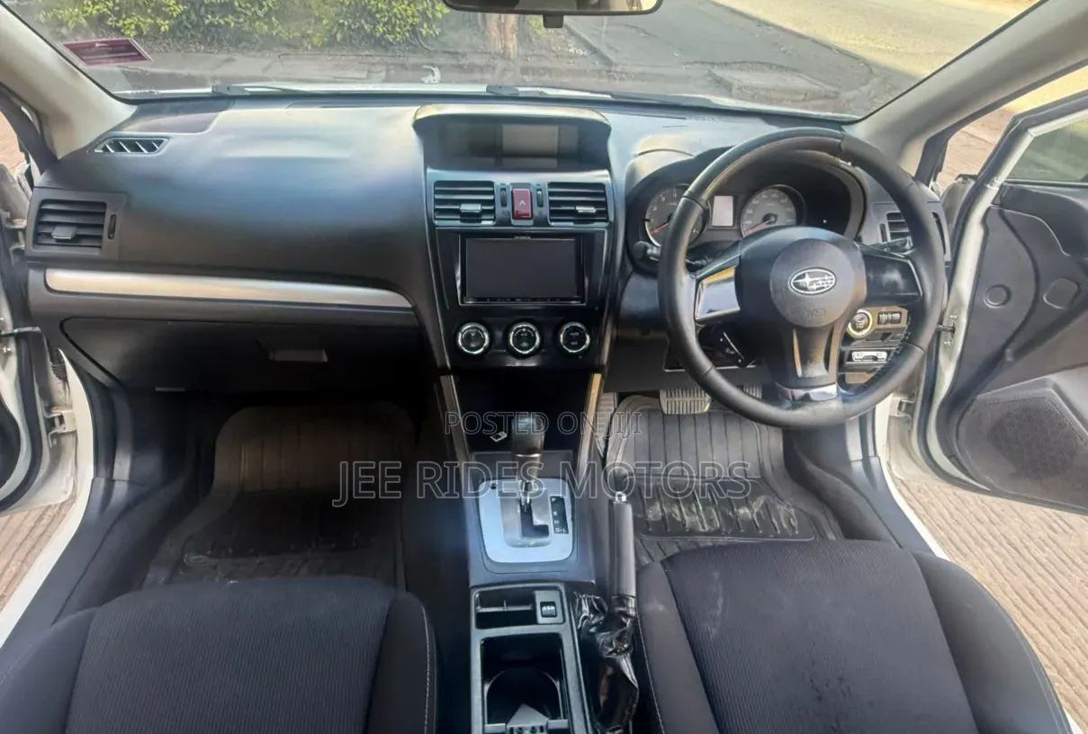 Subaru Impreza 2012 Off white