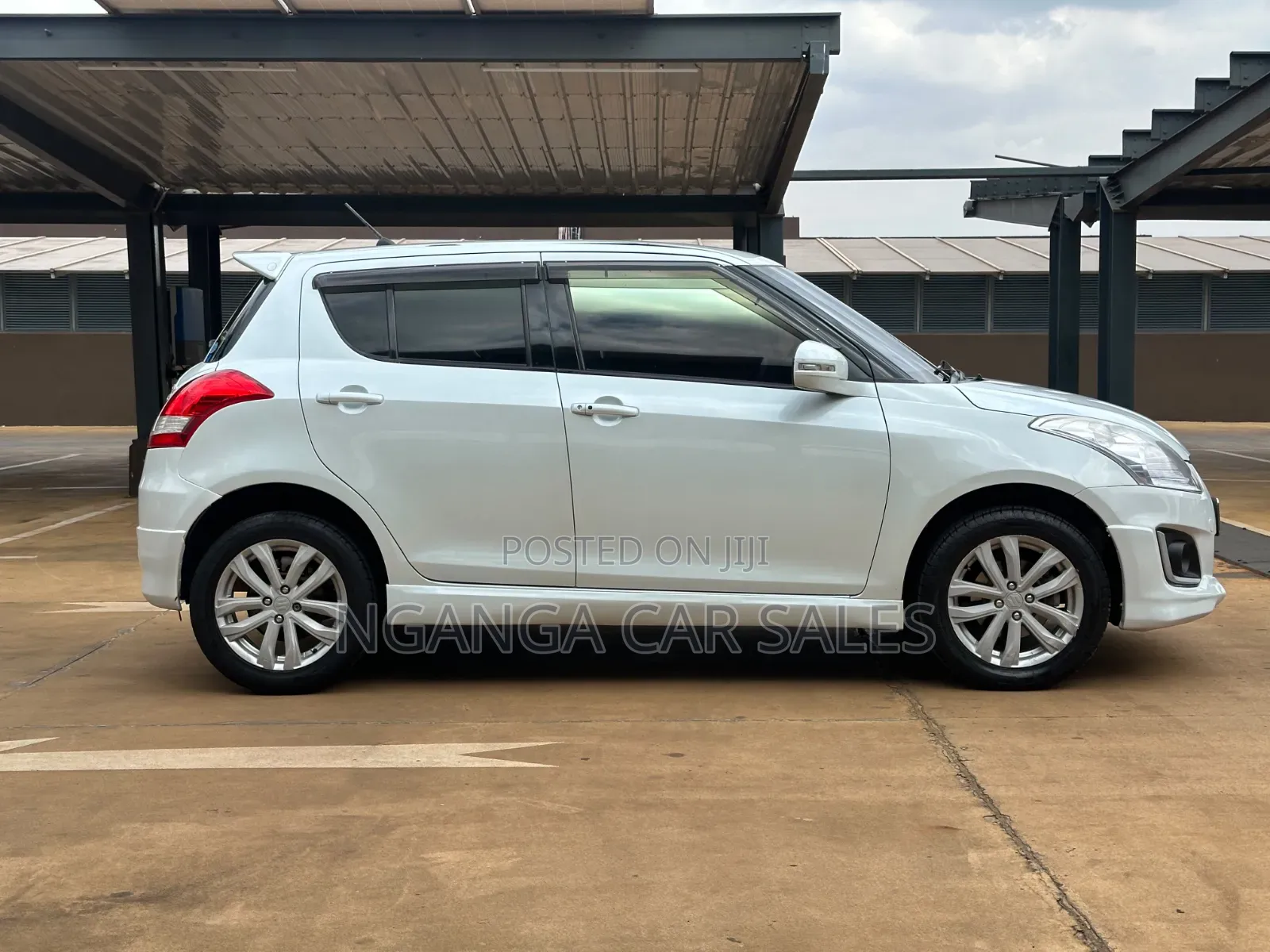 Suzuki Swift 2014 White