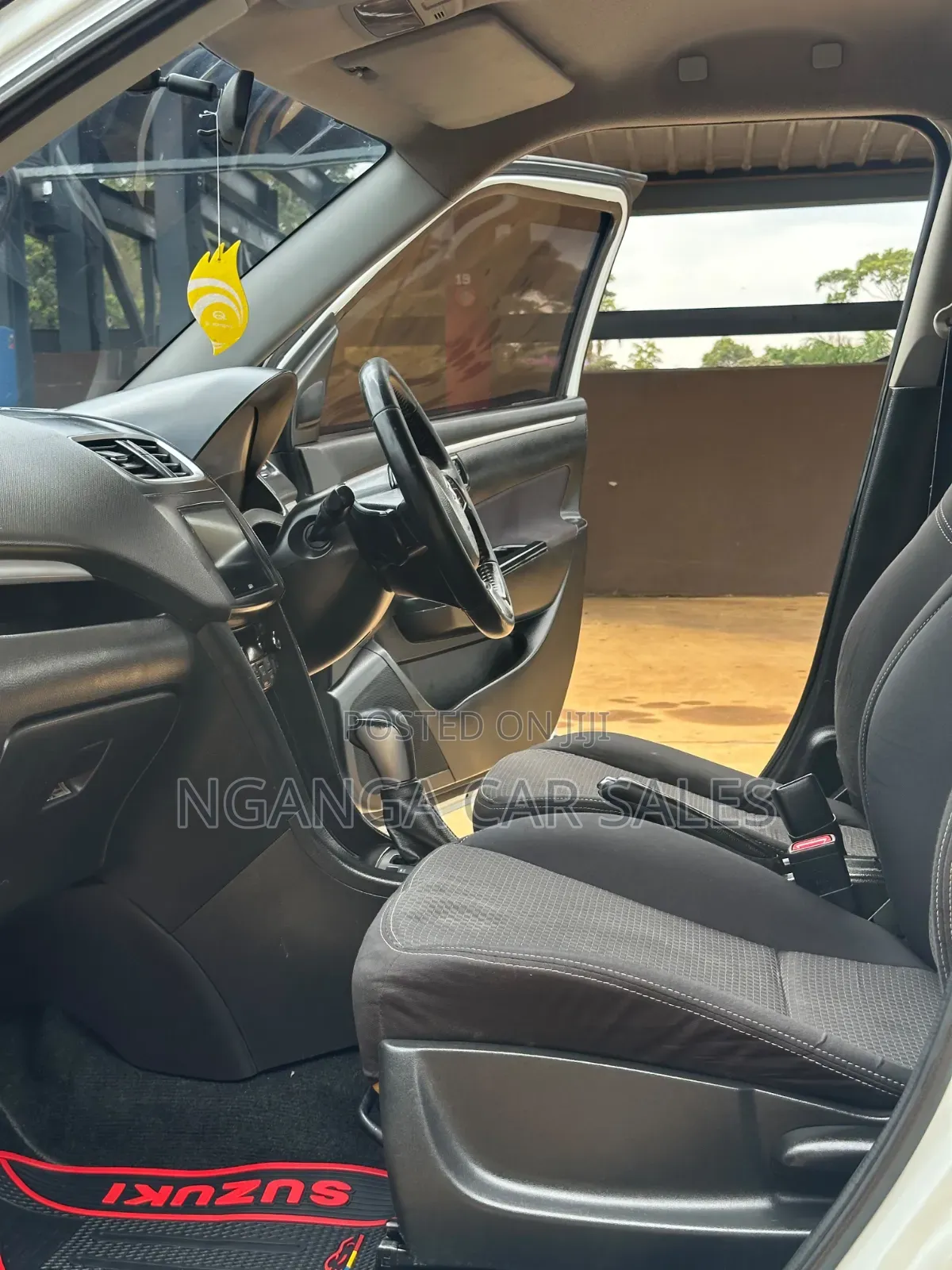 Suzuki Swift 2014 White