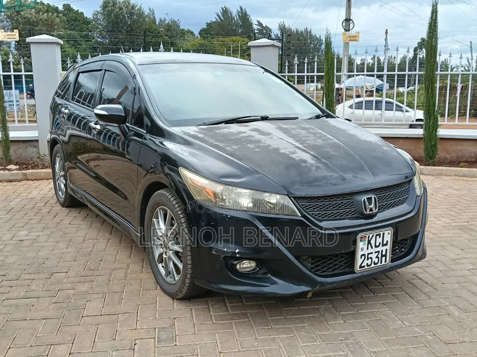 Honda Stream 1.7i LS 2009 Black