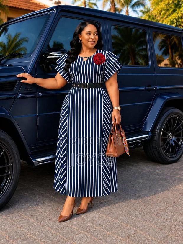Stripped Long Dress With a Belt