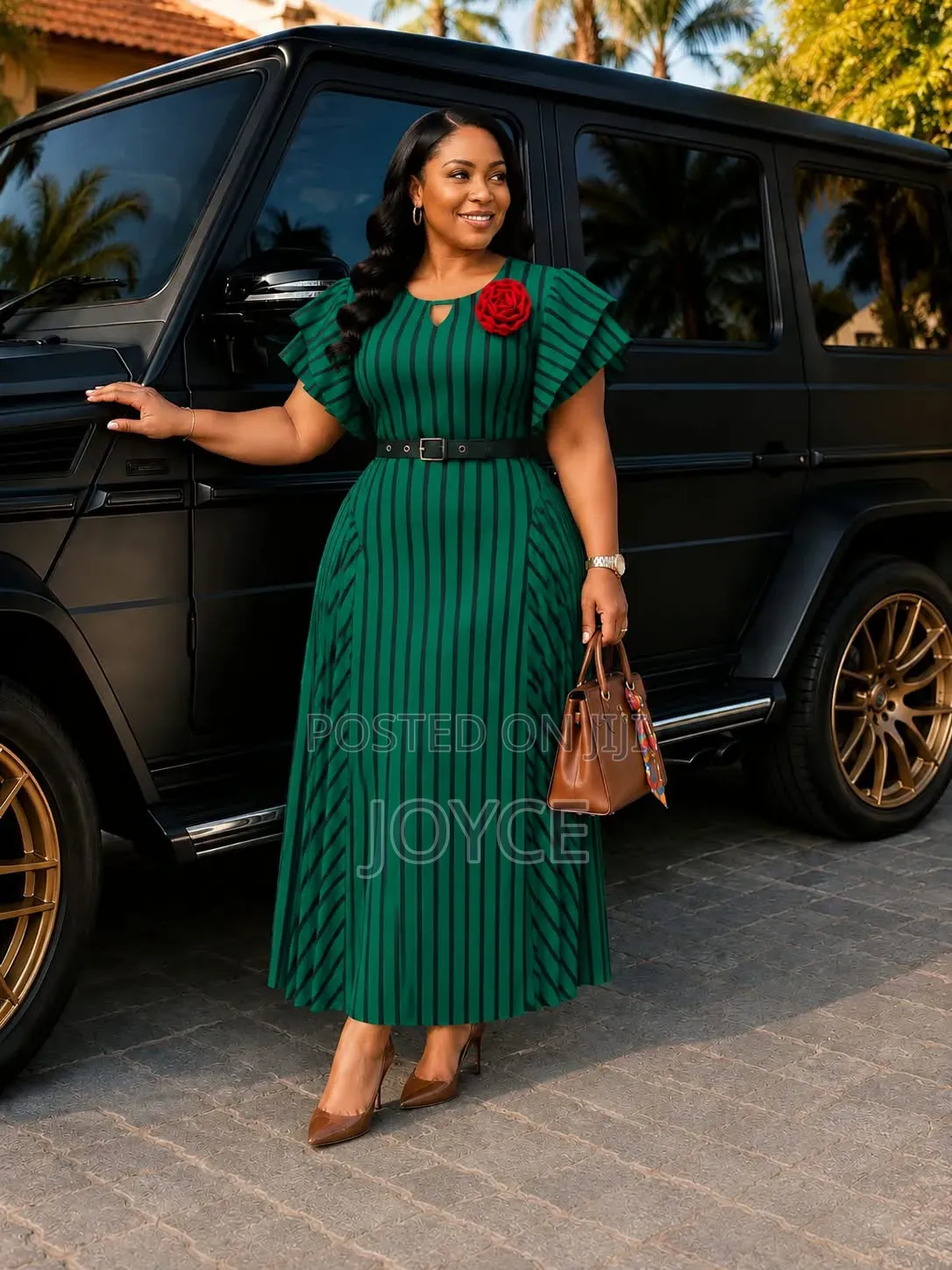 Stripped Long Dress With a Belt