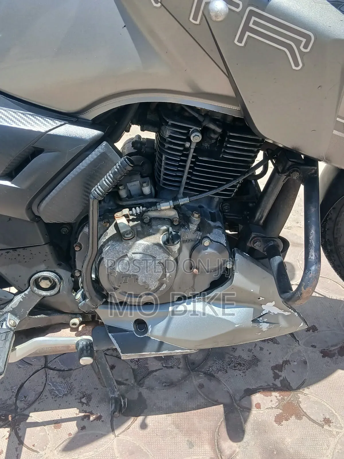 TVS Apache 180 RTR 2019 Gray
