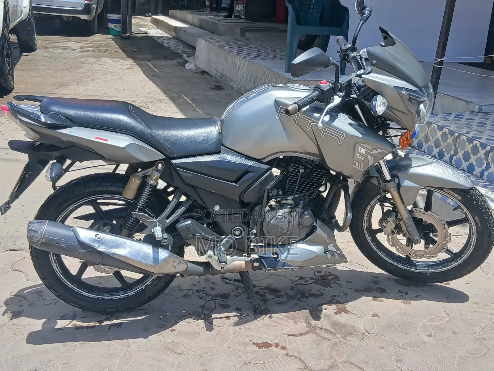 TVS Apache 180 RTR 2019 Gray