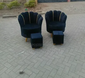 2 Stylish Flower Shaped Accent Chairs for Pedicure, Black