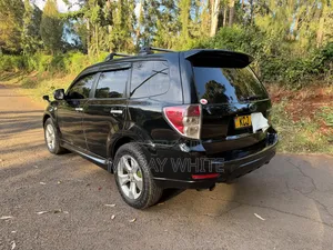 Subaru Forester 2.5X Automatic 2010 Black