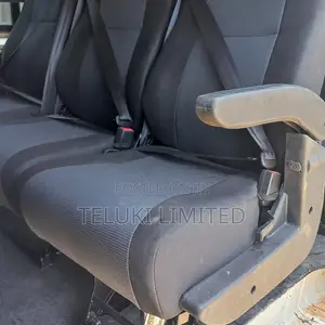Confortable Van Seats With Armrests